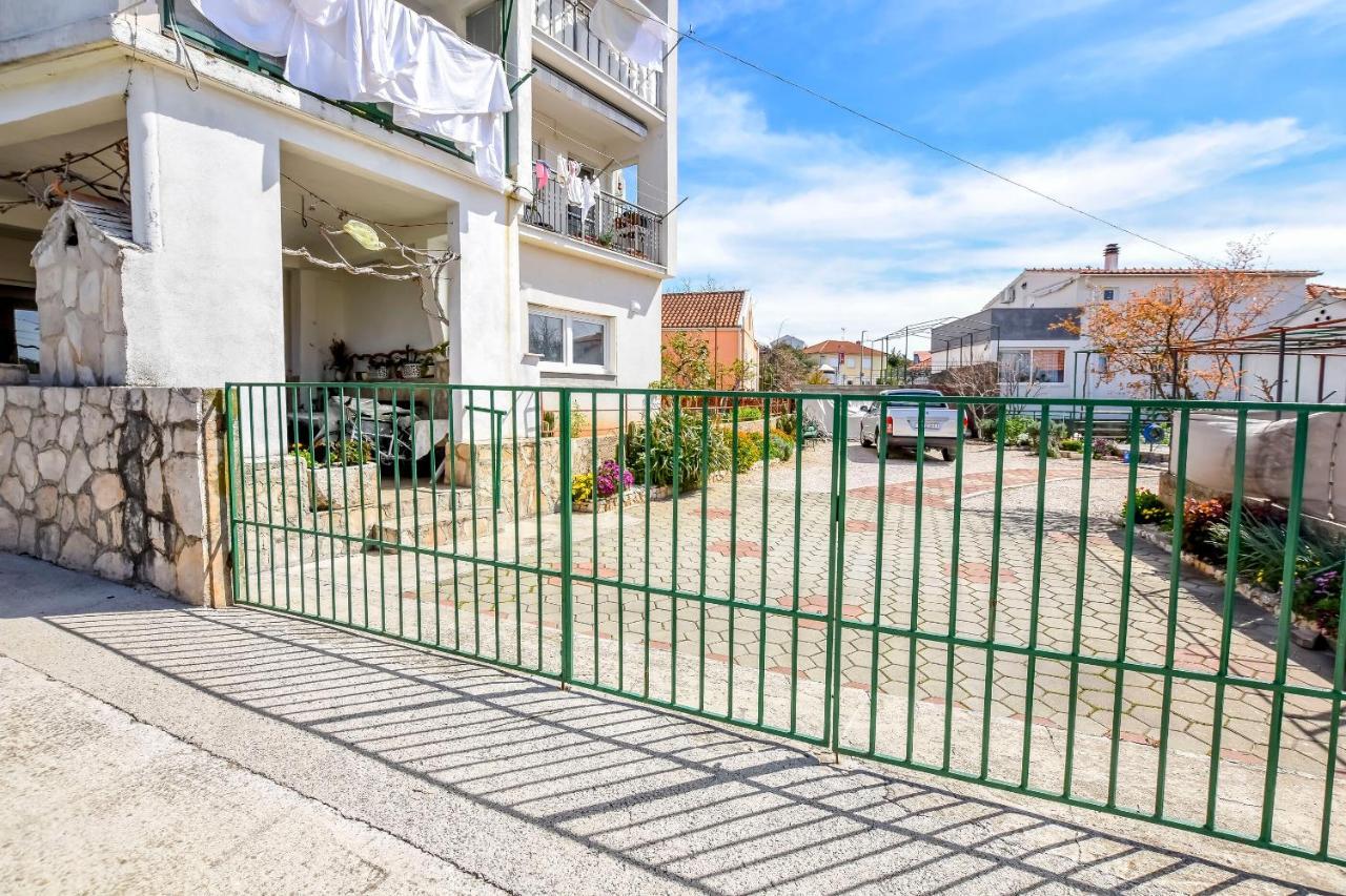 Apartments Ercegovic 罗戈兹尼察 外观 照片