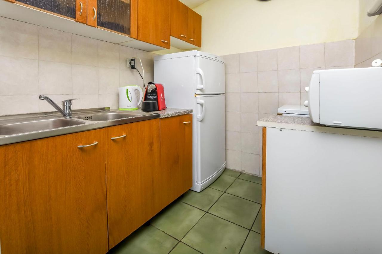 Apartments Ercegovic 罗戈兹尼察 外观 照片