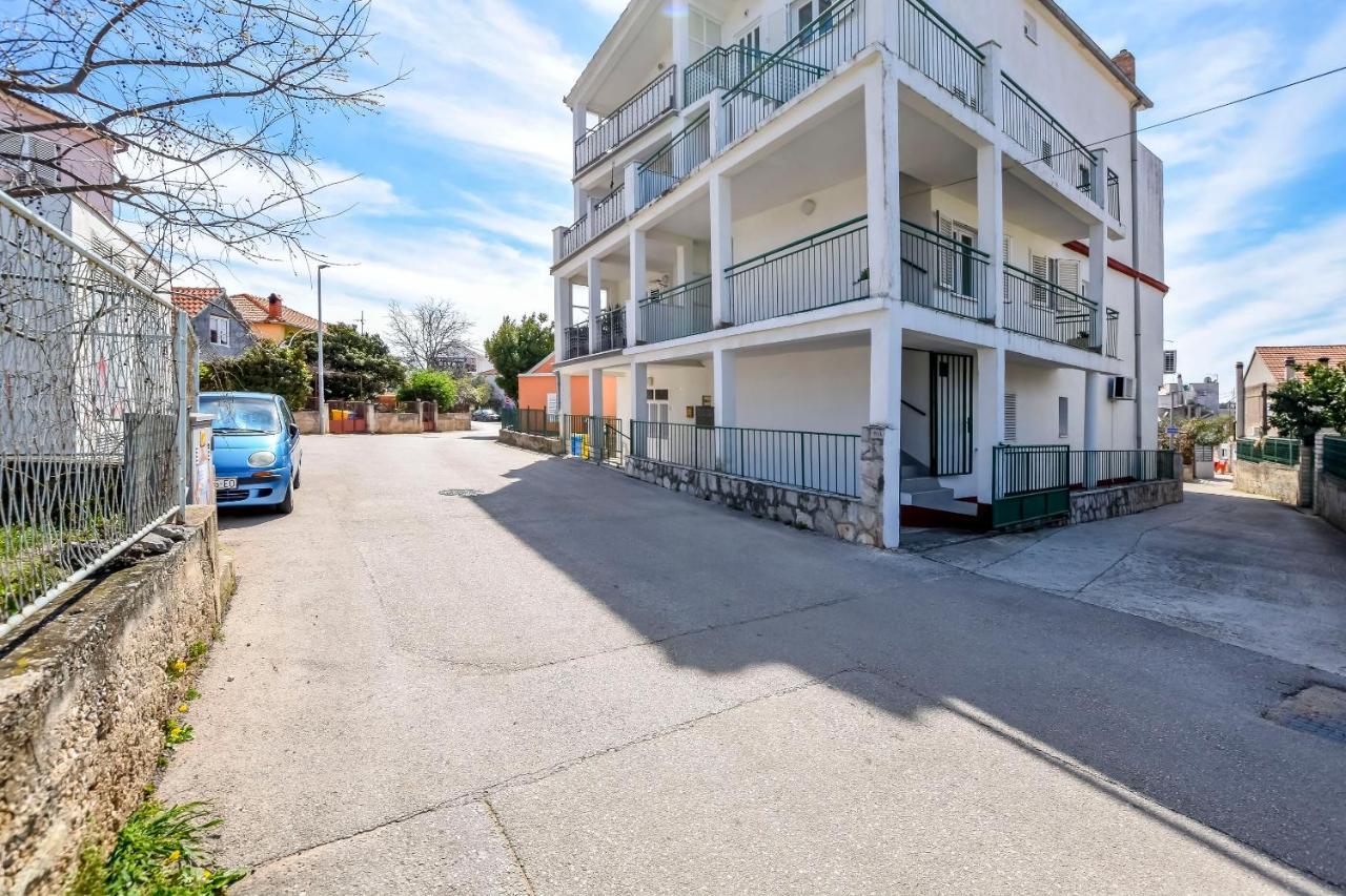 Apartments Ercegovic 罗戈兹尼察 外观 照片
