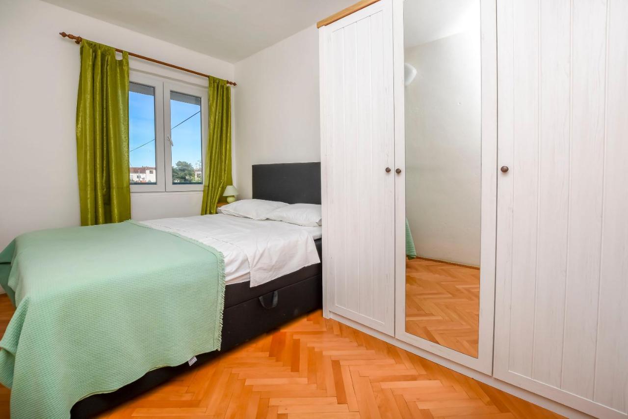 Apartments Ercegovic 罗戈兹尼察 外观 照片